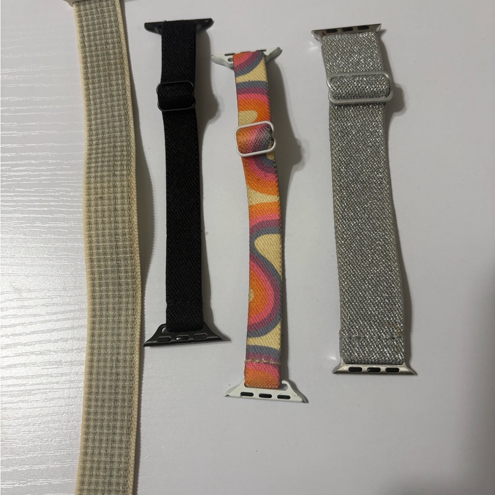 Lot of 4 - 40mm Apple Watch bands